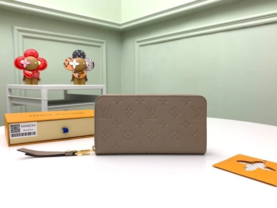WIS LOUIS WALLET VUITTON ZIPPY 0806